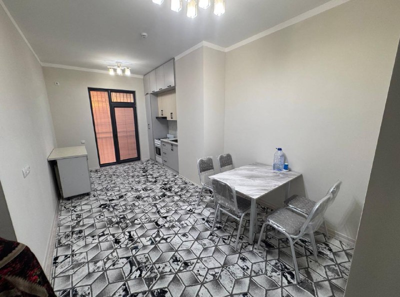 Юнусабадский район, ул. Бозсувбўйи, дом 3, квартира 57. 📌 Ориентир: Hight Town Mall. 🏠 Состояние квартиры: новостройка, новый дом, мебель и бытовая техника но